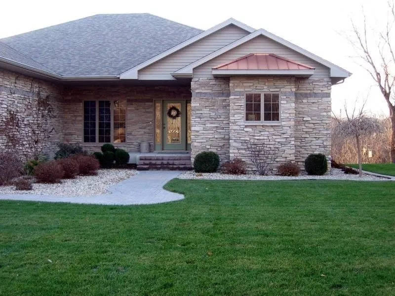 Local garden landscaping experts serving Mason City, IA - Jackson Landscape