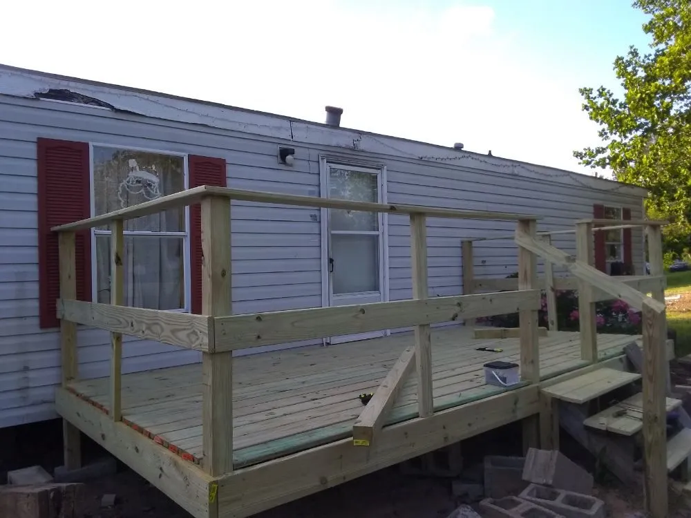 Expert yard cleanup service for beautiful yards across Childersburg, AL - Jackson Landscaping