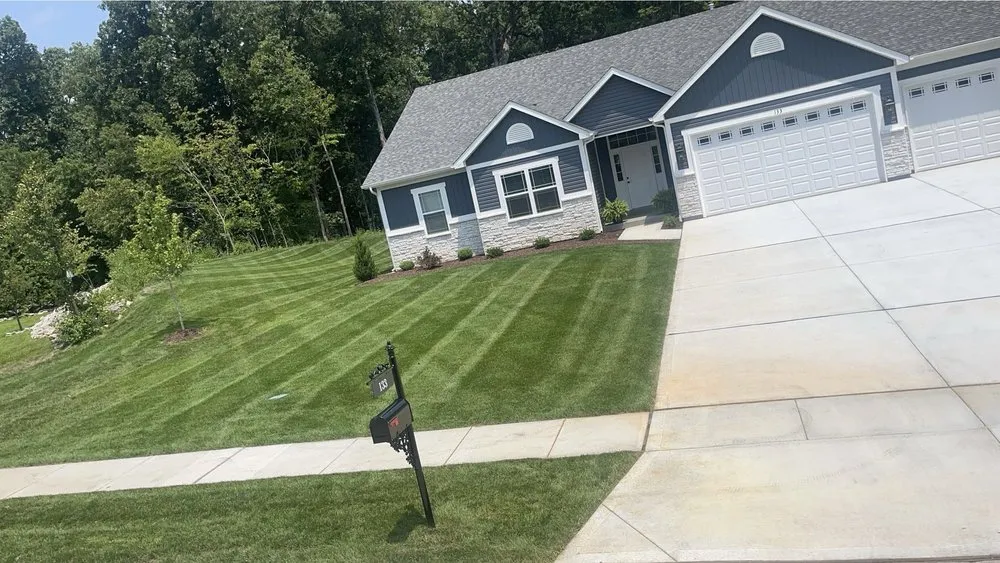 Trusted yard maintenance in Saint Peters, MO by Jackson Lawn and Landscape