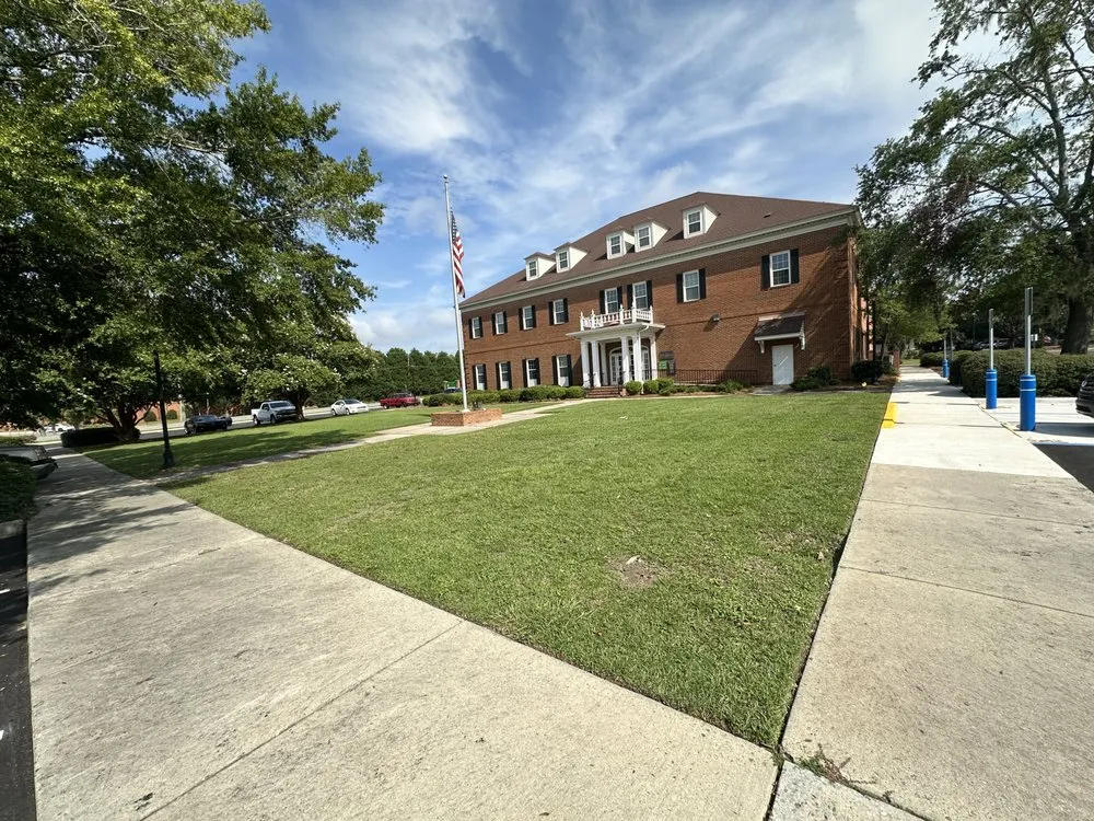 Affordable outdoor landscaping for residential properties across Valdosta, GA - Jackson Mobile Detailing & More