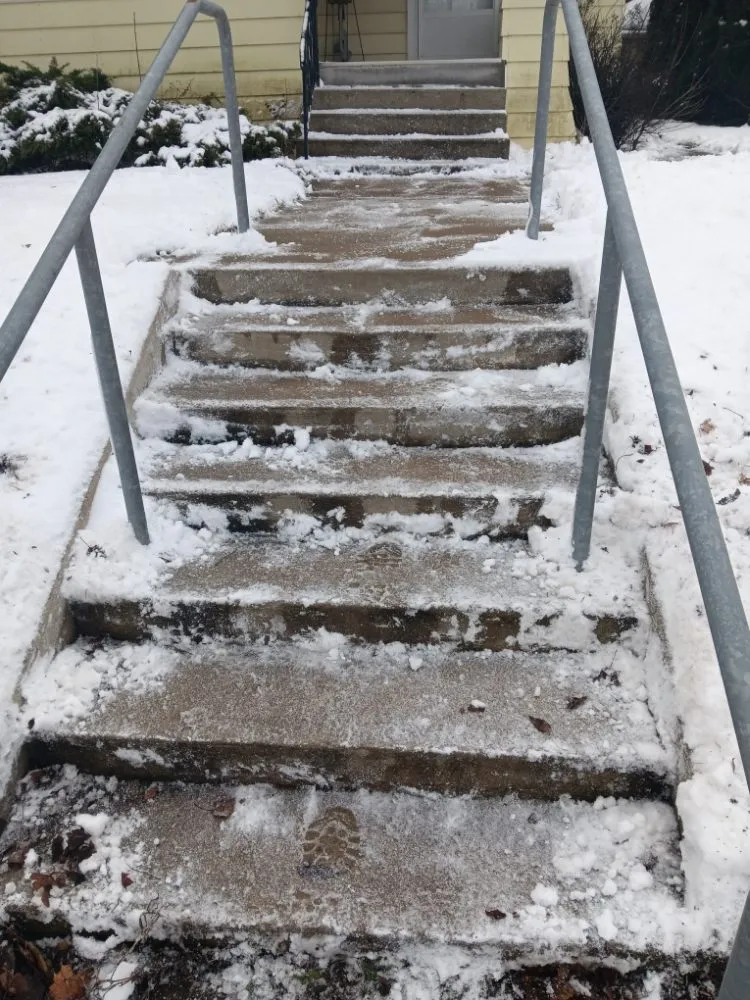 Custom lawn care service experts serving Jackson, MI - Jackson Repta Lawn Care and More