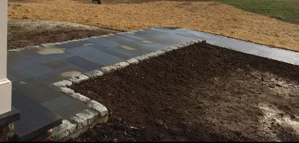 Jacky's Roy Landscaping Logo