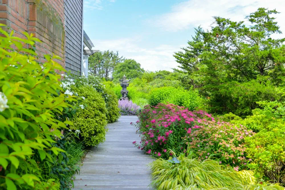 Trusted residential landscaping for outdoor upgrades in East Hampton, NY by Jacob Hamilton Gardens