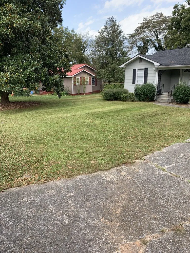 Top-rated yard maintenance in Rome, GA - Jacob Slaughter