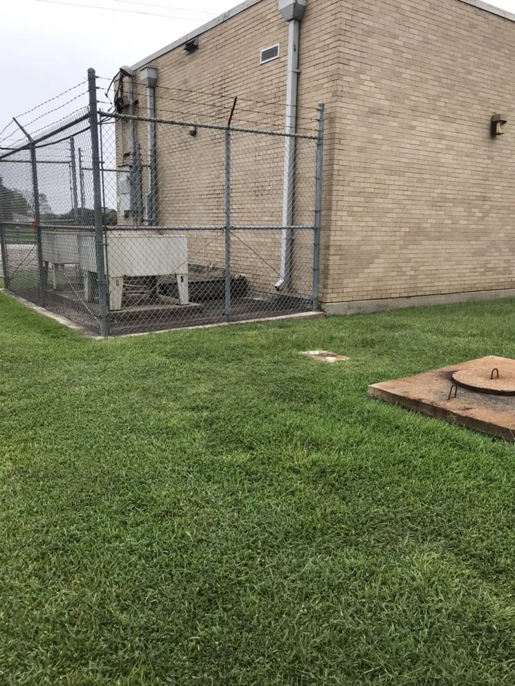 Expert yard cleanup service with custom design in Conroe, TX by Jacobo Service