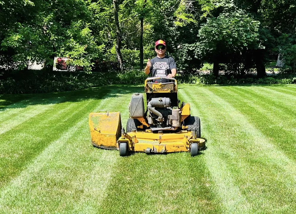 Custom lawn care service in Elgin, IL by Jacob’s Landscape