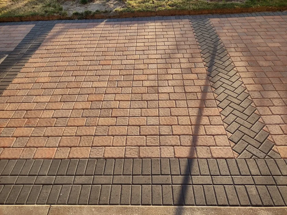 Custom landscape installation for beautiful yards in Woodburn, OR by Jacob's Yard Maintenance