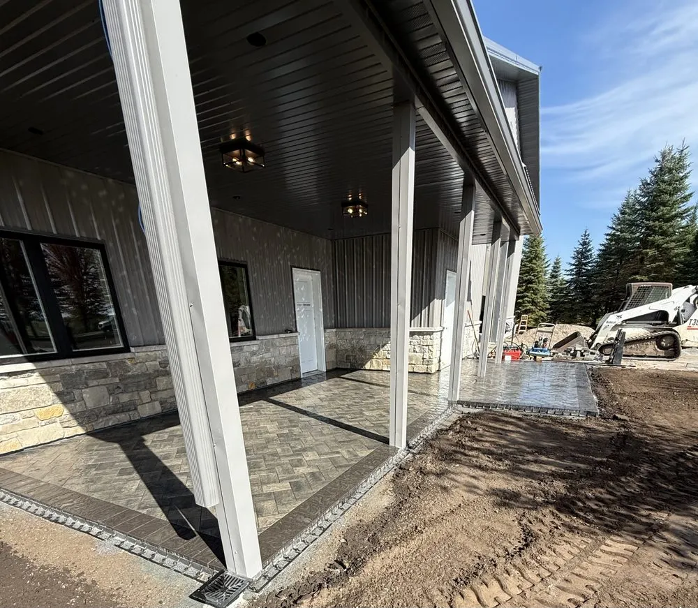 Custom residential landscaping experts serving Hutchinson, MN - Jacobson Landscaping