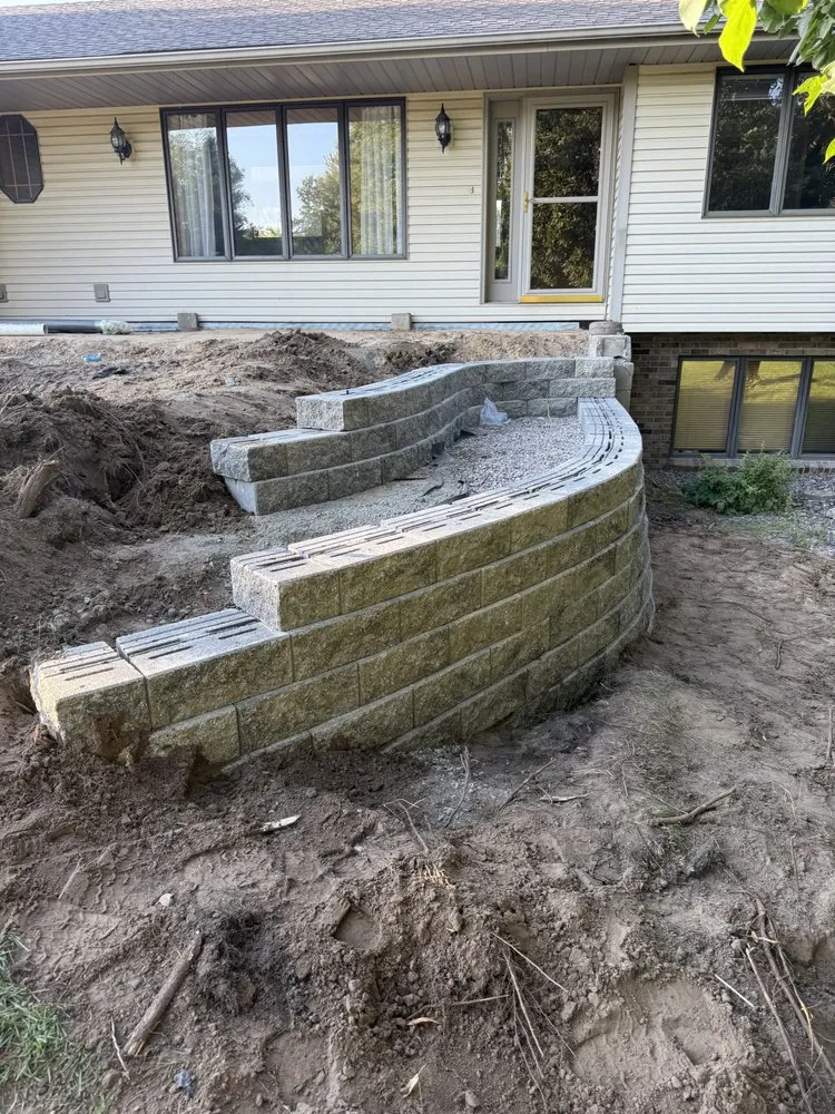 Custom outdoor landscaping for year-round maintenance in Hutchinson, MN by Jacobson Landscaping