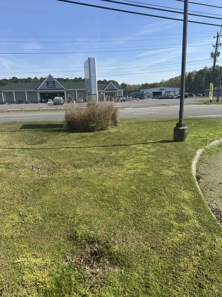 Expert yard maintenance for homes in Kilmarnock, VA by Jacobson’s Lawn Care