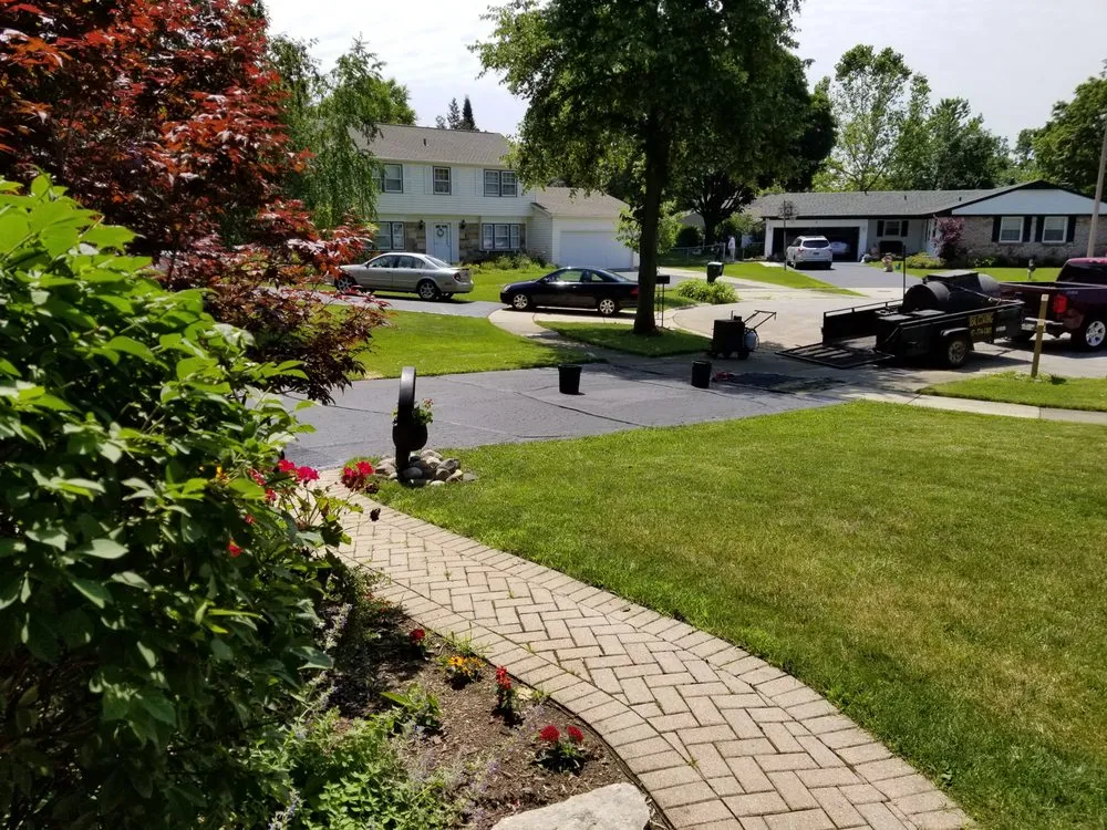 Professional residential landscaping for residential properties in Waukegan, IL by Jad Sealcoating & Landscaping
