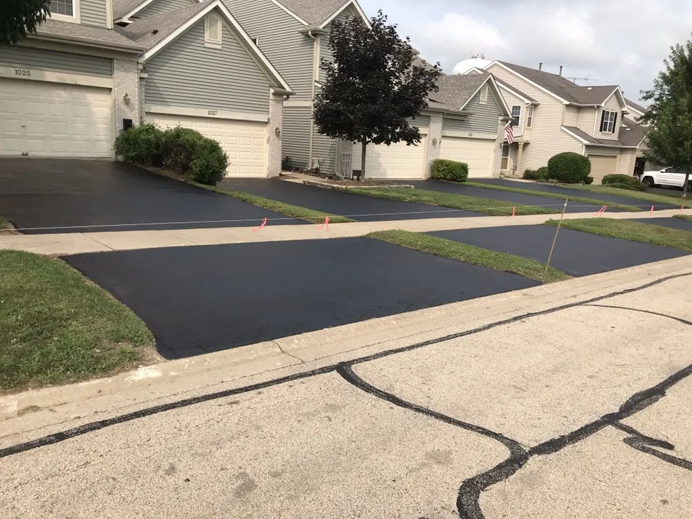 Reliable yard cleanup service in Waukegan, IL - Jad Sealcoating & Landscaping