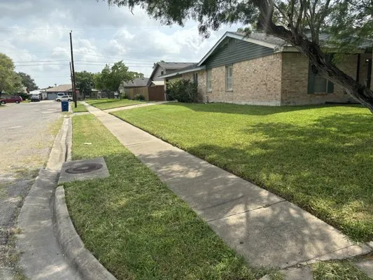 Jades Lawn Care Logo