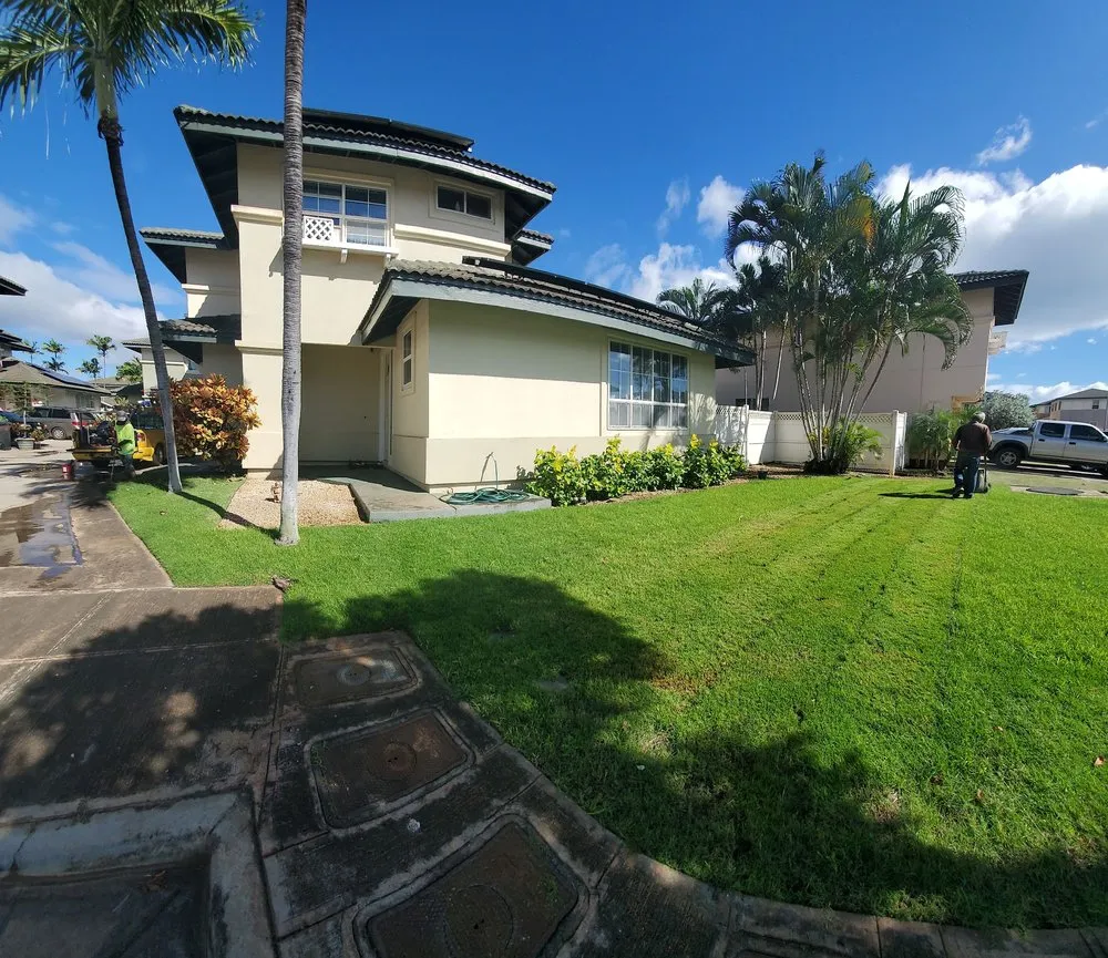 Reliable yard cleanup service in Waipahu, HI - Jade's Maintenance & Building Services