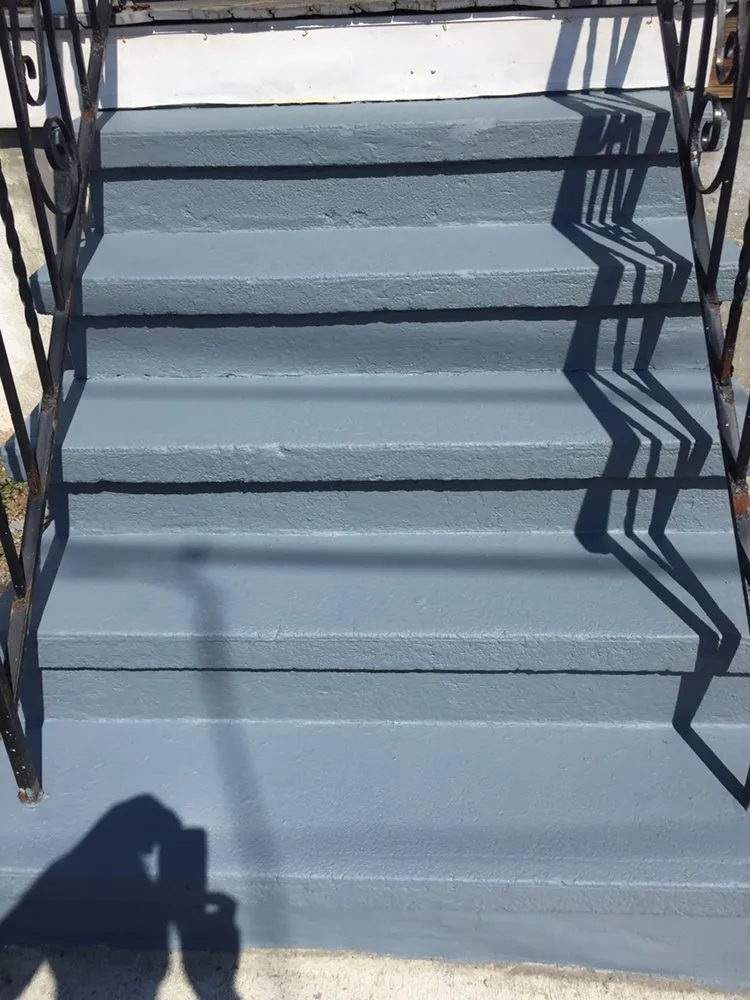 Reliable lawn care service in Elmwood Park, NJ by Jaferi All Service