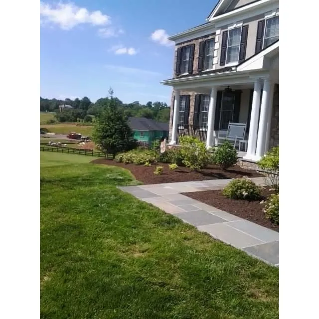 Custom yard cleanup service for beautiful yards in Purcellville, VA by JAG Landscaping Services