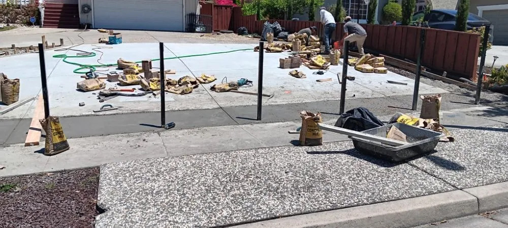 Professional yard cleanup service with custom design in Redwood City, CA by Jaguar Landscaping