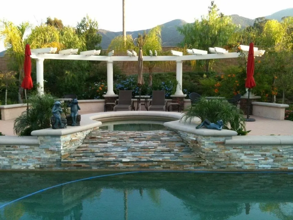 Custom lawn care service experts serving Perris, CA - Jaicarfer Building & Landscaping