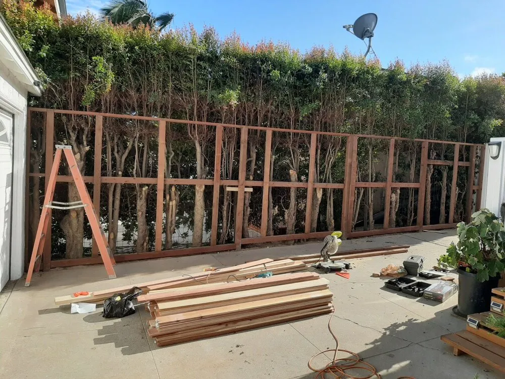 Reliable yard cleanup service in South Gate, CA - Jaime's Landscape and Fences