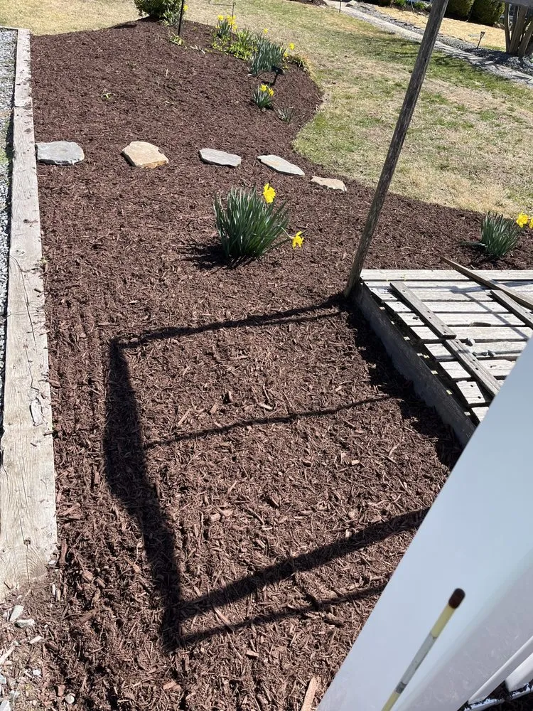 Custom residential landscaping experts serving Lake Shore, MD - Jaime's Lawn Care