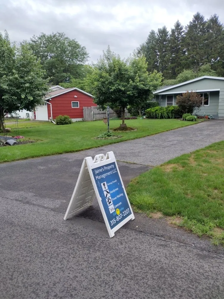 Local yard cleanup service in Syracuse, NY - Jaime's Property Management