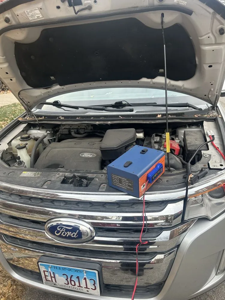 Local lawn care service in Chicago, IL - Jak Global Rapid Emergency Roadside