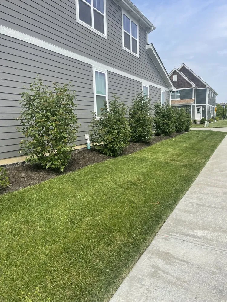 Top-rated outdoor landscaping in Lake Zurich, IL - Jak Services