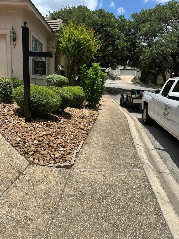 Professional landscaping services experts serving San Antonio, TX - Jake 4 Landscape