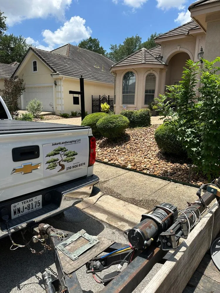 Expert yard cleanup service in San Antonio, TX - Jake 4 Landscape