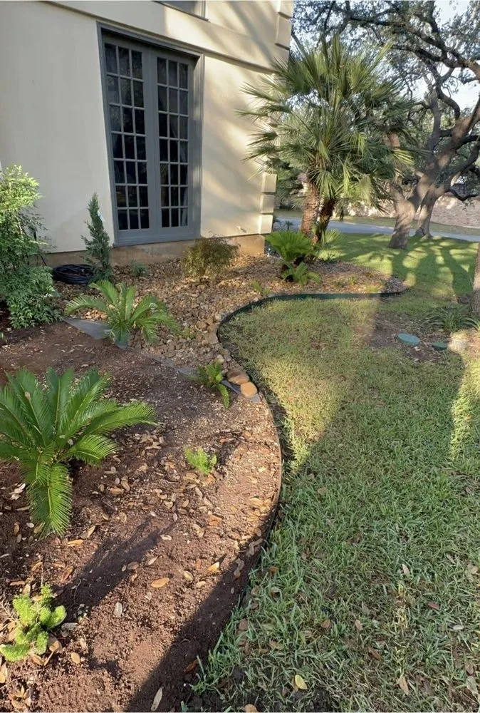 Custom lawn mowing service in San Antonio, TX by Jake 4 Landscape