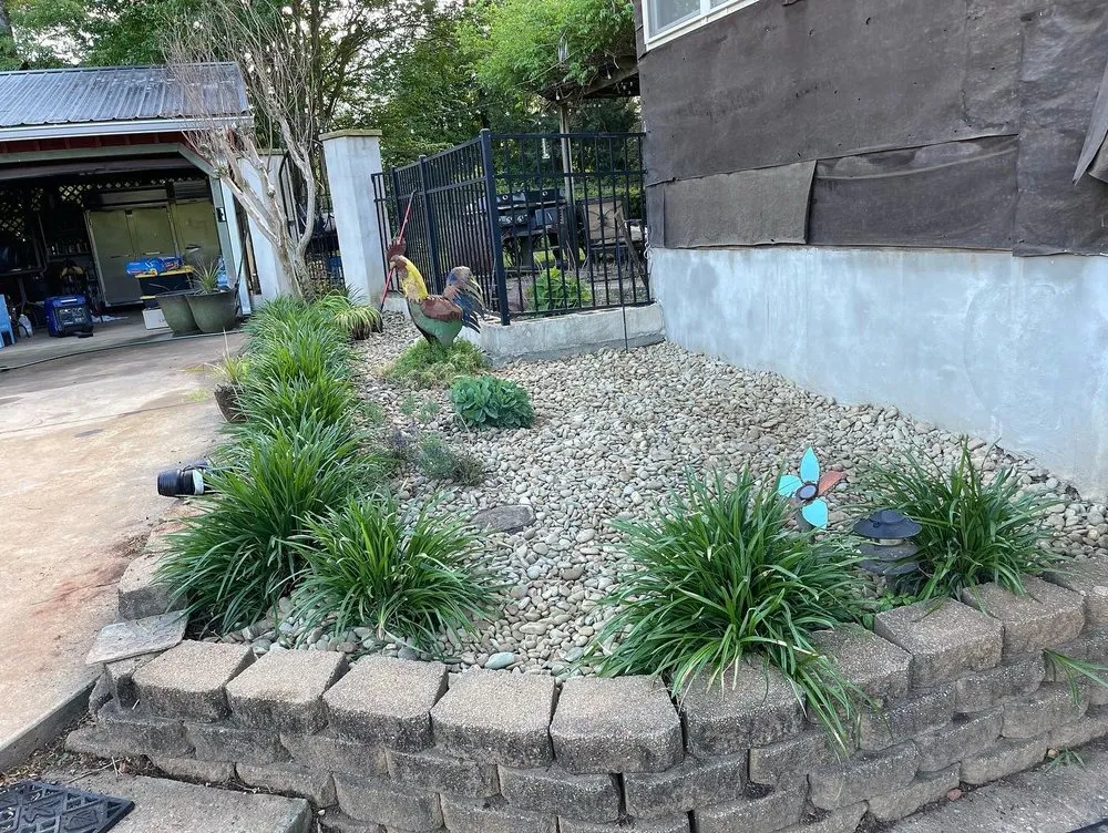 Professional outdoor landscaping near you in Statesville, NC by Jakes contractors