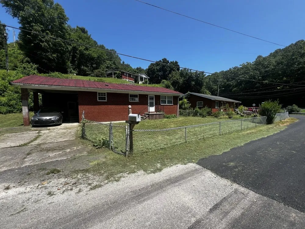 Custom landscape installation experts serving Charleston, WV - Jake’s Home Services