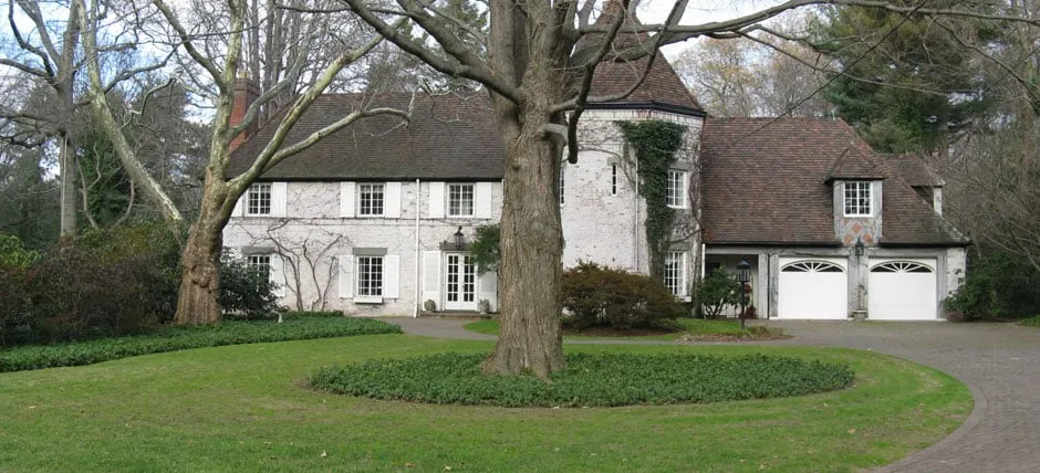 Top-rated outdoor landscaping in North Haven, CT by Jake's Lawn & Garden Service