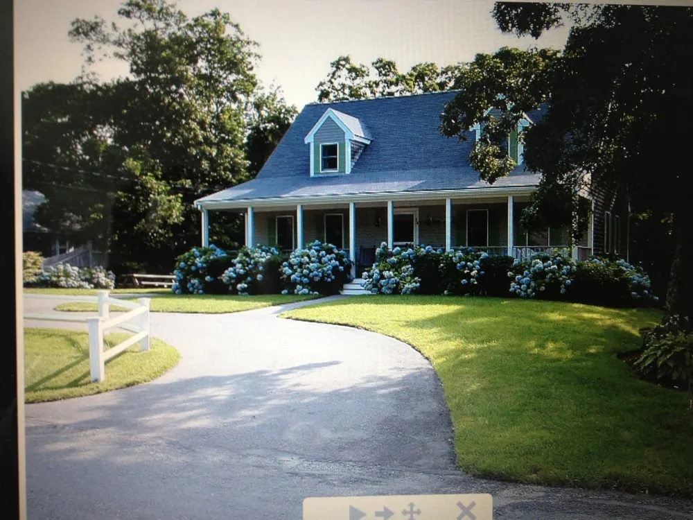Trusted lawn mowing service experts serving Braintree Ma, MA - Jake's Lawn Care