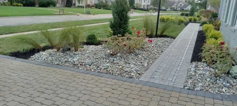 Reliable garden landscaping for homes in Columbus, OH by Jake's Lawn Maintenance