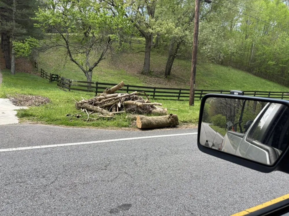 Top-rated yard maintenance experts serving Dover, TN - Jake's Lawncare