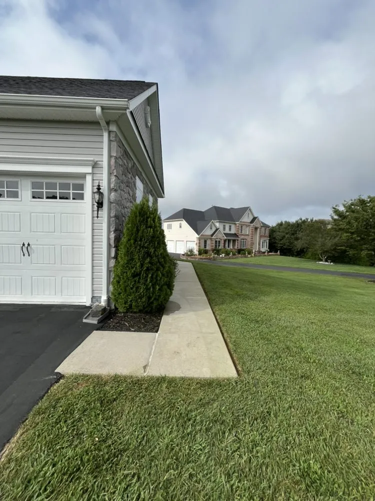 Local yard maintenance for beautiful yards across Landenberg, PA - Jake’s Outdoor Services