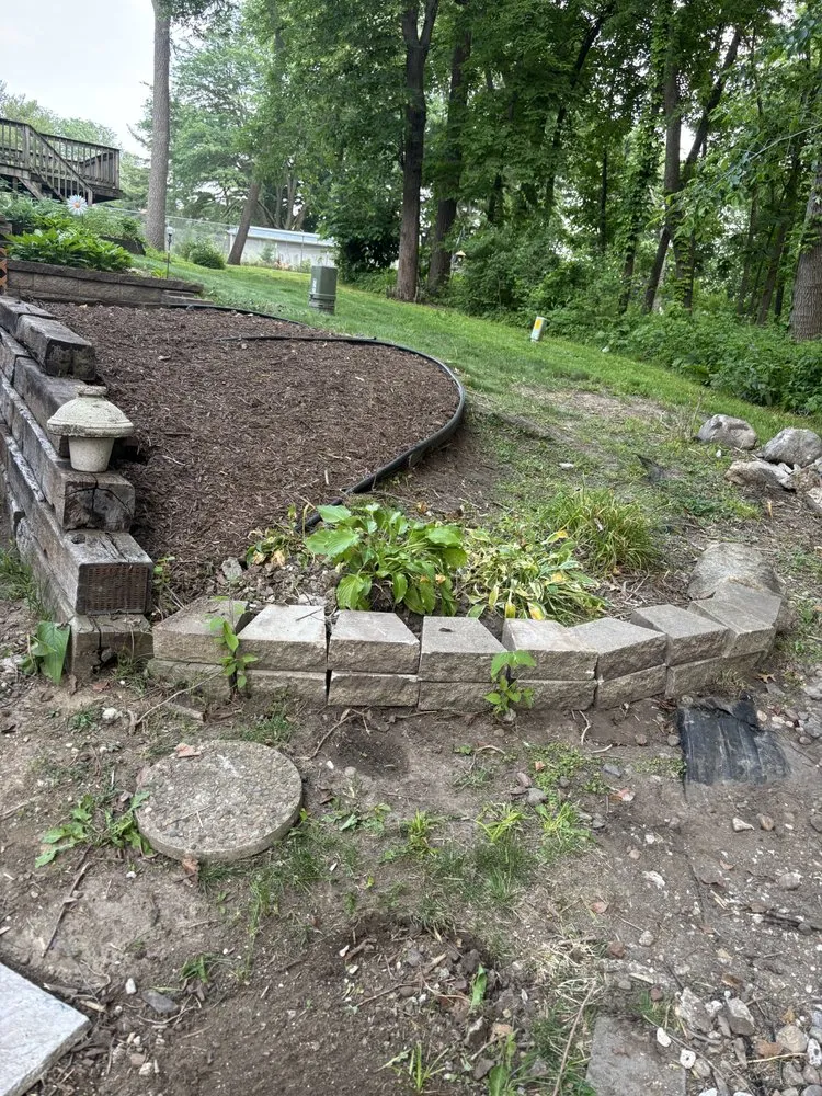 Custom residential landscaping in Waukee, IA by Jake’s Outdoors