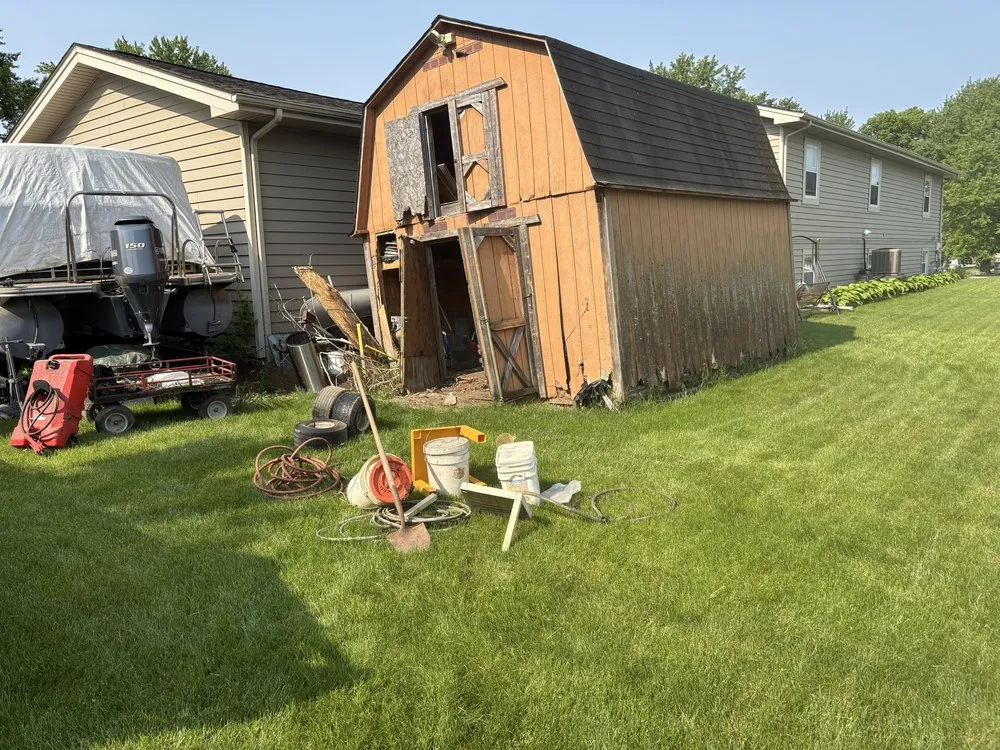 Reliable lawn mowing service experts serving Lake Station, IN - Jakes Removal Services