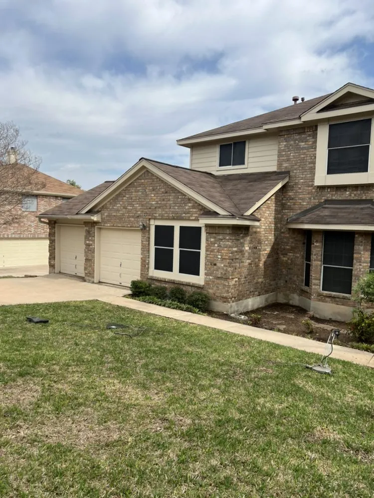 Affordable yard cleanup service in Manor, TX by JALI Handyman & remodeling