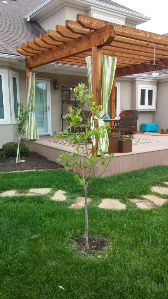 Expert yard maintenance in Independence, MO by Jam Landscape & Design