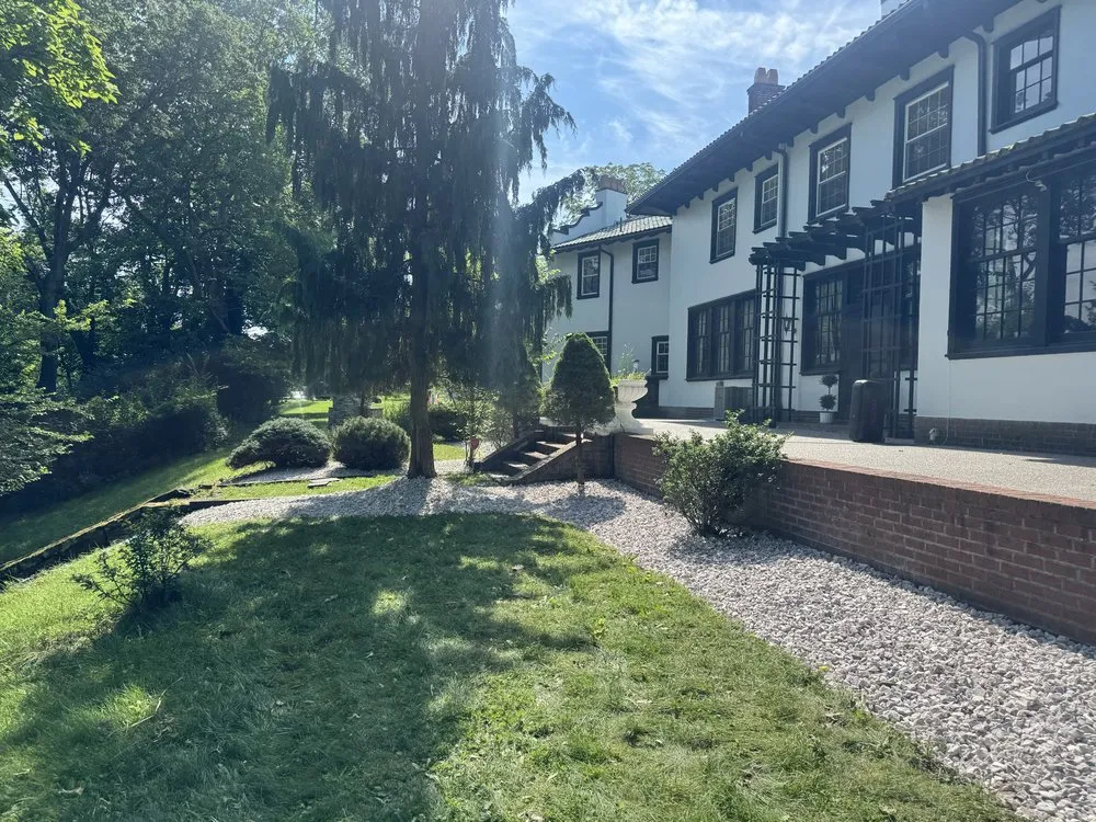 Custom garden landscaping in Washington, PA - JAM