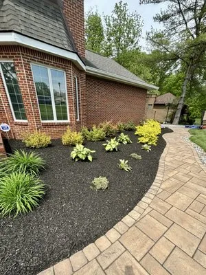 Jamatte Landscaping Logo