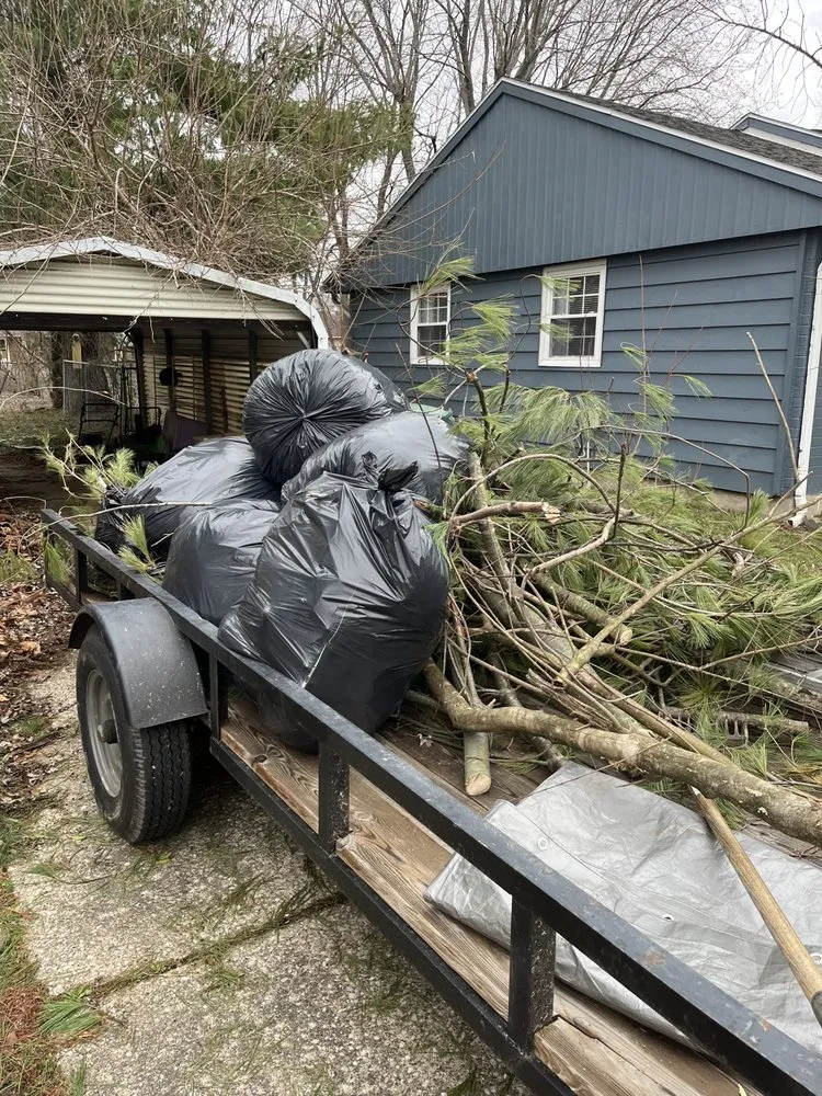 Affordable lawn mowing service in Owensboro, KY - James Landscaping