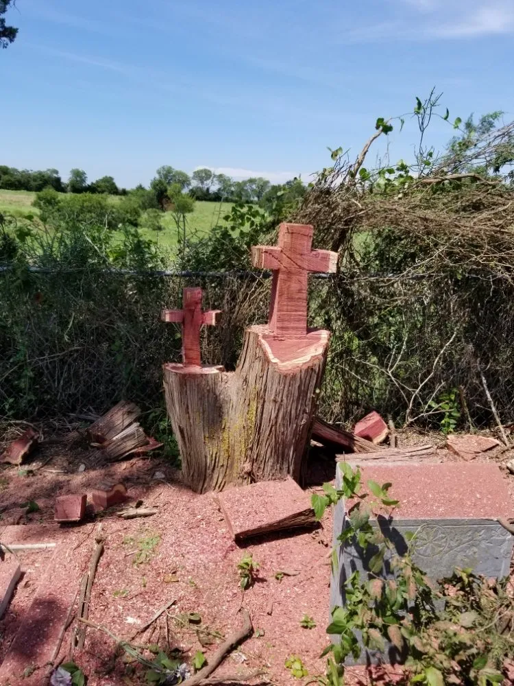 Affordable yard maintenance for residential properties across Malone, TX - James' Lawn Care