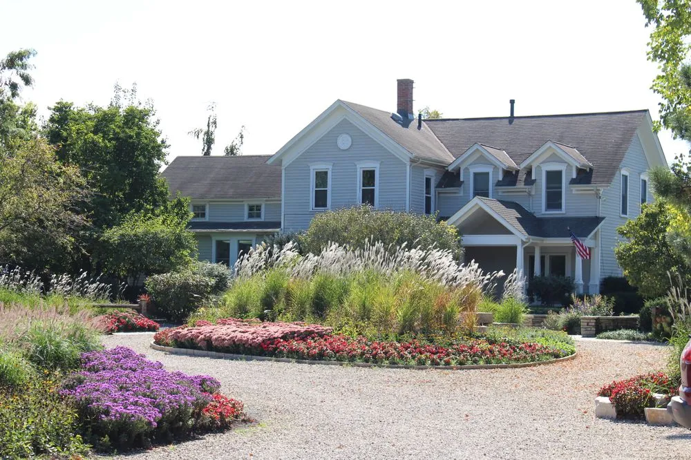 Reliable lawn care service experts serving Mundelein, IL - James Martin Associates