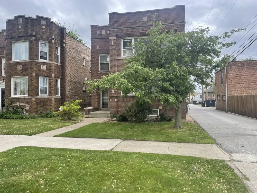 Expert lawn care service experts serving Hammond, IN - James Mccain Landscaping/Snowplowing