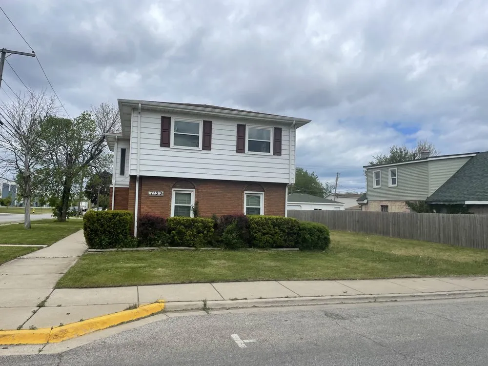 Expert landscape installation in Hammond, IN by James Mccain Landscaping/Snowplowing