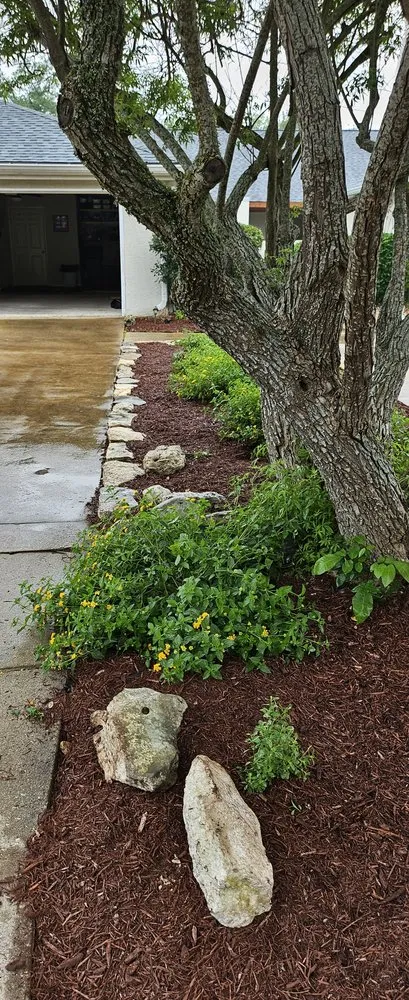 Reliable garden landscaping experts serving Kerrville, TX - James' TLC