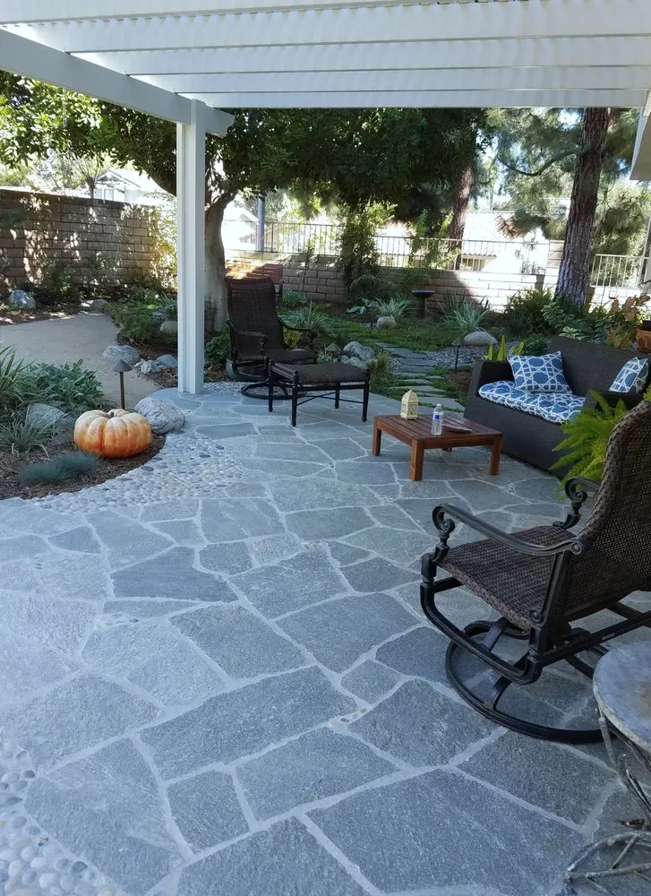 Custom garden landscaping in West Covina, CA by Jamescapes